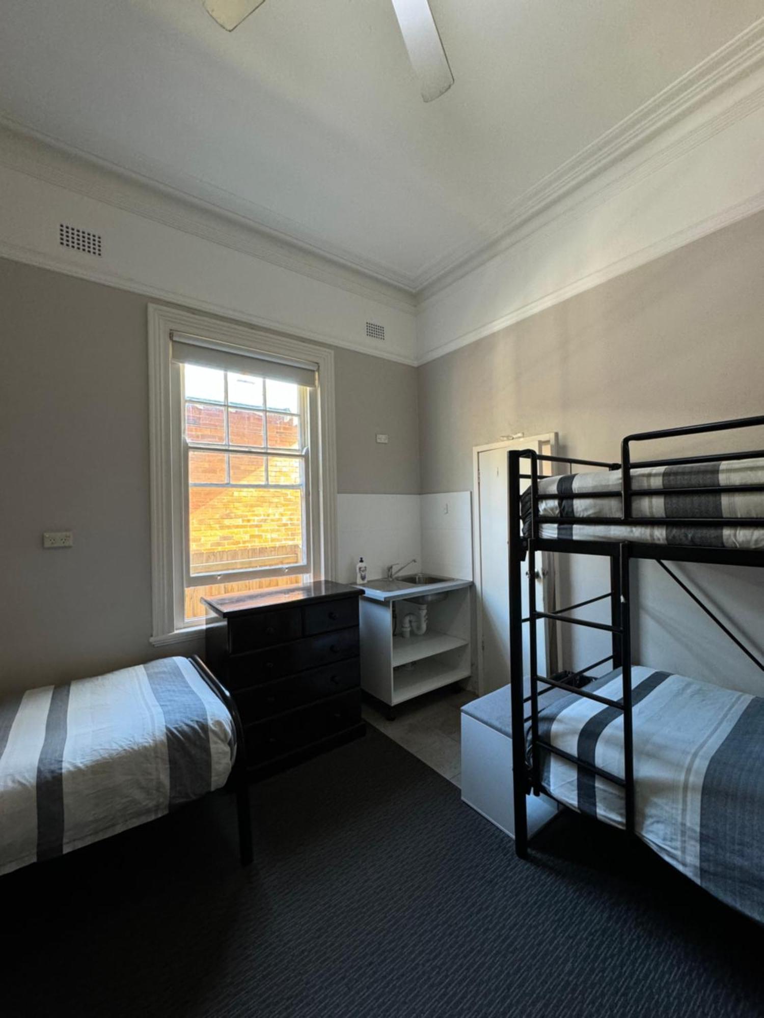 Manly Bunkhouse Hostel Sydney Exterior foto